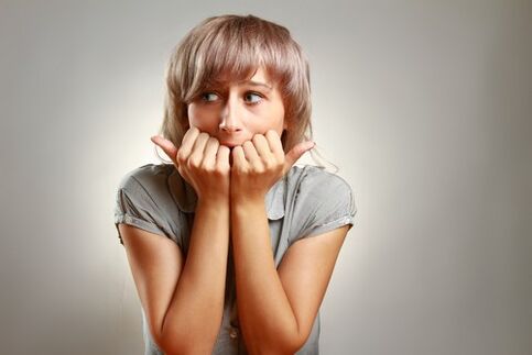 The girl thought about removing parasites from her body